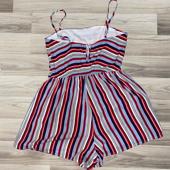 Striped Romper - Picture 2 of 3